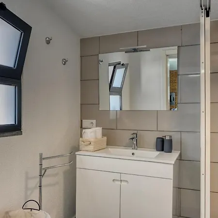 92, A In Madeira Apartamento