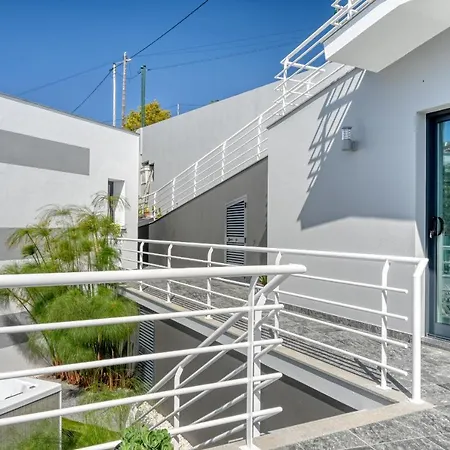 92, A In Madeira Apartamento